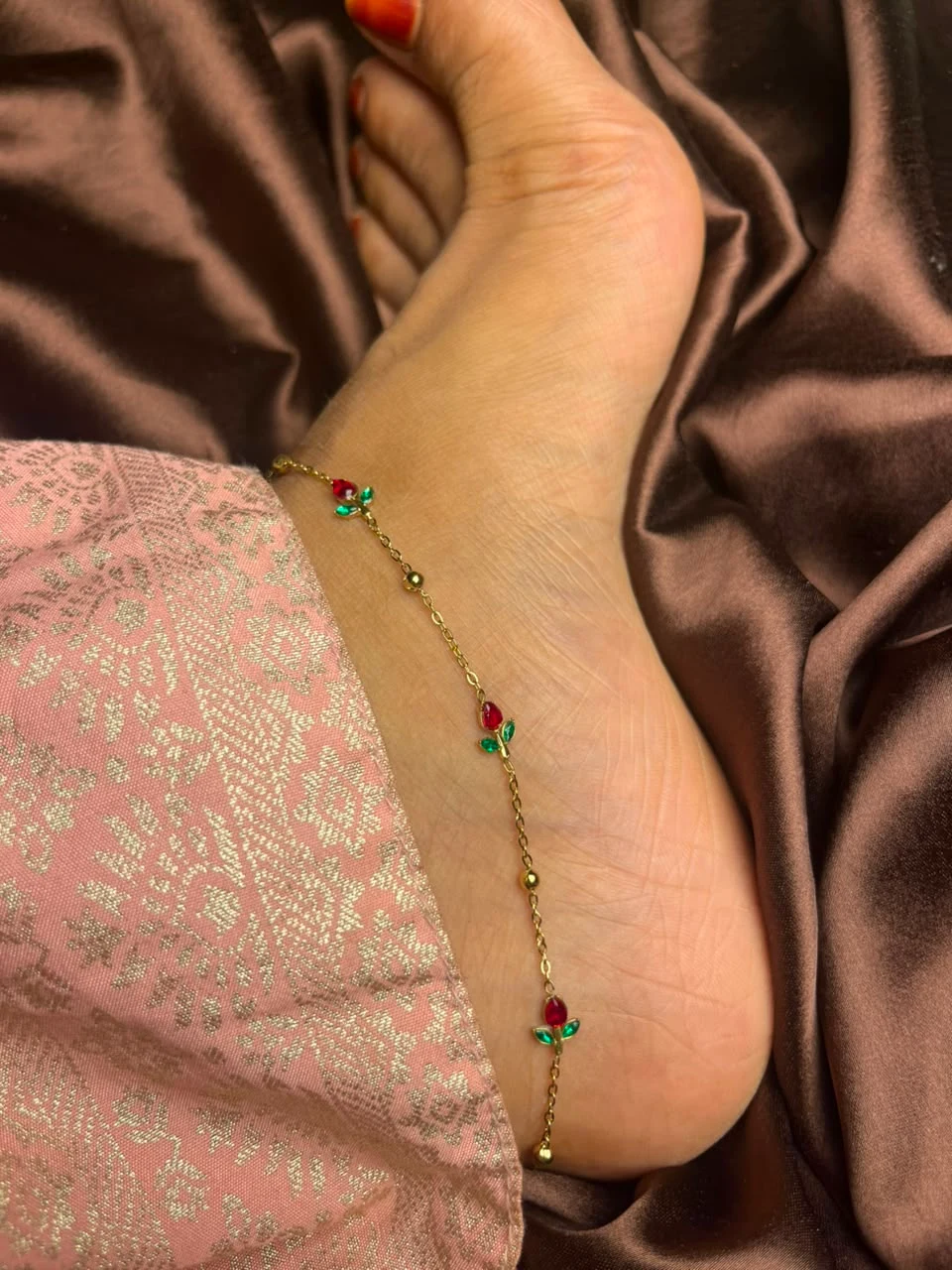 Golden Rose Charm Anklet