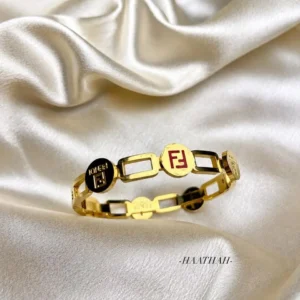 Modern Luxe Link Bangle