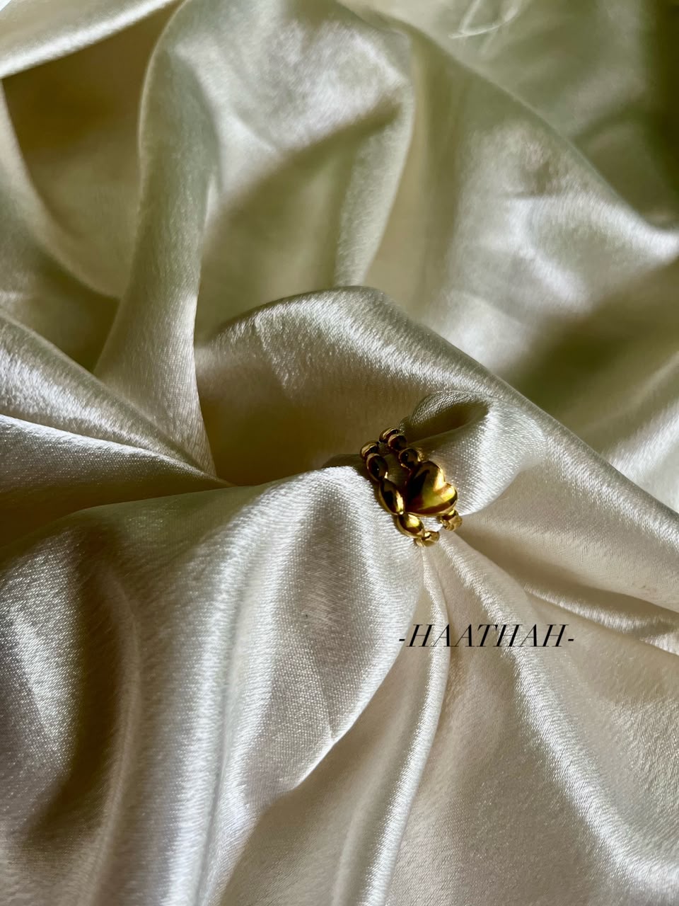 Golden Clover Heart Ring