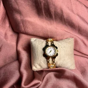 Scallop-Edge Floral Bangle Watch