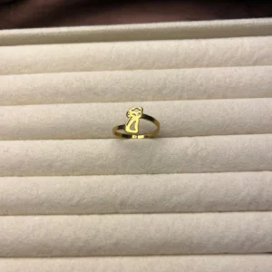 Elegant Cat Ring
