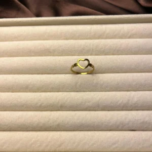 Heart Outline Ring