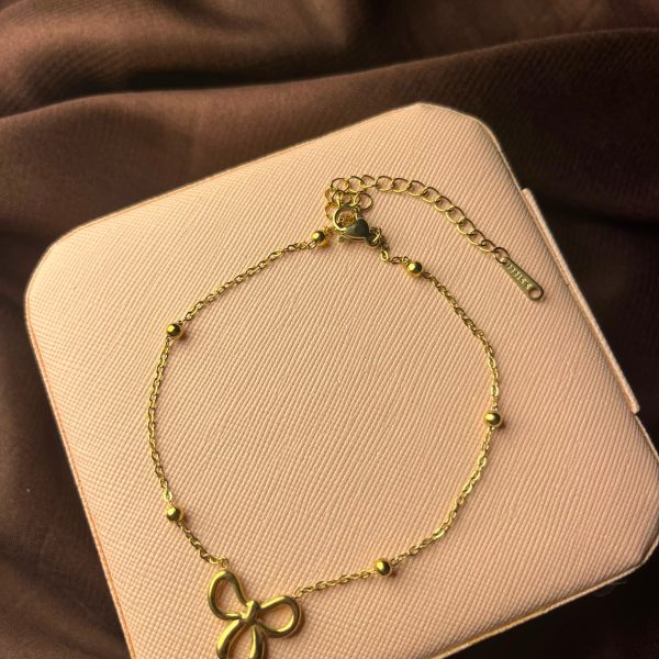 Bracelets 29