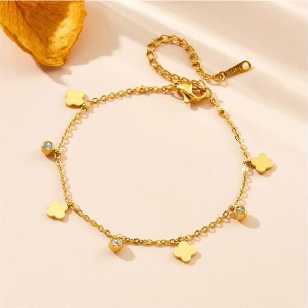 Bracelets 34