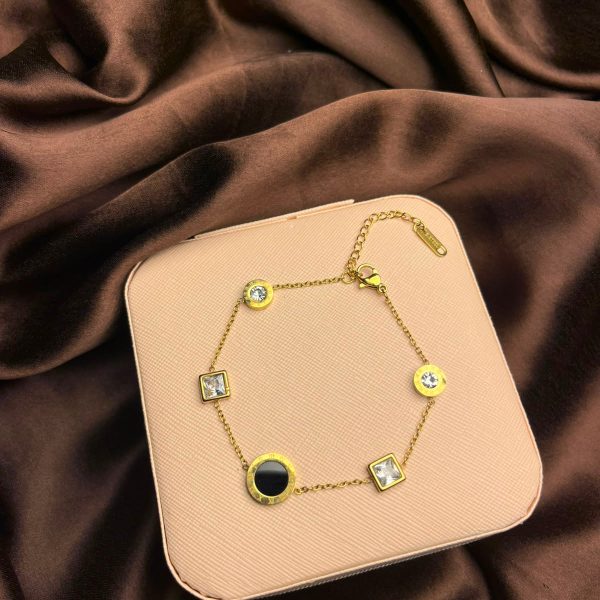 Bracelets 42
