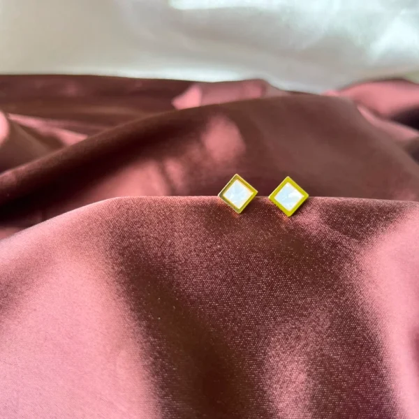 Earrings 4
