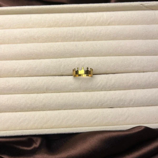 Ring 142